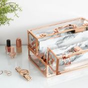 (AP61) Rose Gold Acrylic Makeup Case On-trend metallics and plush velvet combine to create thi...