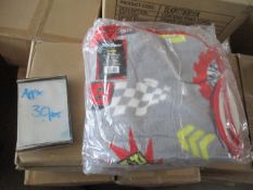 Approx 30pcs Of Heavy Weight Top Gear Fleece Blanket
