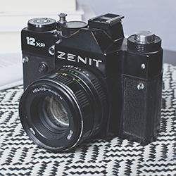 Collectors Cameras, Binoculars & Photographic Equipment