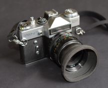 Vintage Zenit-Em Camera
