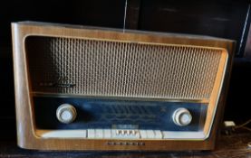 Vintage Grundig 3028 Valve Radio Wood Case