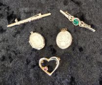 Group of vintage costume brooches and pandant lockets, Yellow metal.