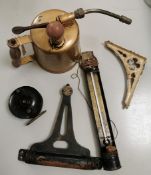 Group lot includingvintage elo bakelite 3