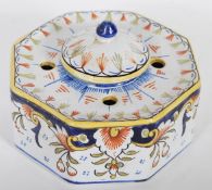 Maiolica ink well pot