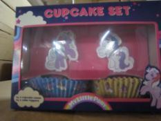 100pcs Brand new and sealed paladone My little pony Official Licensed cupcake kit RRP £4.99 - 100p