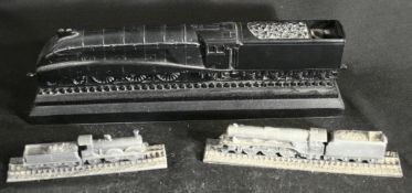 Vintage 3 x Collectable Trains One Coal 2 x Royal Hampshire Pewter