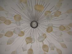 Stillux Chandelier.