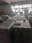 1. x Pallet containing 432 tins of Glamour Effect varnish in gloss - New and sealed - 72 carto...