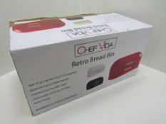 Chef Vida Retro Bread Bin.