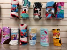 100 X Pieces Mixed Design Towels And Fleeces Rrp £9.99