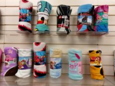100 X Pieces Mixed Design Towels And Fleeces Rrp £9.99