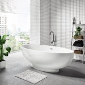 NEW (M2) 1800x900mm Edmonton Freestanding Bath. RRP £2,999.As a result of thorough design Moo...
