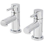 NEW (AA135) Lazu Pillar Taps. 1/2 Turn Operation Suitable for High & Low Pressure Systems Chr...