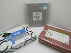 3 x Duvet sets. Mixed.