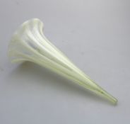 A good & large vaseline Stourbridge / Webb Epergne Trumpet C.19thC