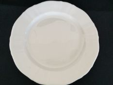 25 Royal Doulton 12