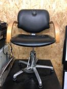 Salon Chair