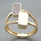 Italian Design Swarovski Zirconia Ring. In 14K Yellow and White Gold