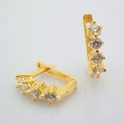 0.4 In (1 cm) Swarovski Zirconia Earring. In 14K Yellow Gold