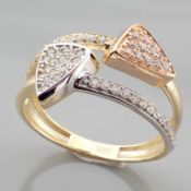 Italian Design Swarovski Zirconia Ring. In 14K Tri Colour White Yellow and Rosegold