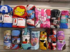 20Pcs - Brand New Assorted Fleeces And Towel - Assorted Mix Of Designs Picked From