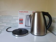 refurbished morphy richards 103005 3kw 1.7 litre kettle rrp £99.99