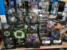 17 Items Ð Mixed Lot To Inc 4 X Led Clockfan, 3 X Dual Beam Laser Projector, 2 X Phone Jail, 2 X Pa