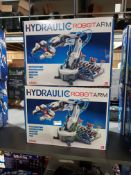 4 X Hydraulic Robot Arm