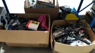 Contents Of 2 Boxes Ð Mixed Items To Inc The Laxy Man Mug, Ipega Golden Warrior Controller, ...