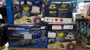 13 Items Ð 9 X Red5 Bb Gun Plus Target & 4 X Spacerail