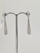 18ct white gold diamond drop earrings