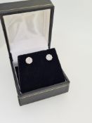 18ct diamond cluster earrings