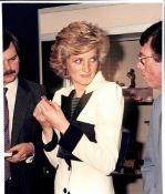 ROYALTY ORIGINAL PRESS PHOTO PRINCESS DIANA OF WALES AT THE ROYAL ACADEMY 1985.