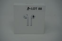 rrp £199.99 apple airpods with charging case