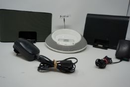 Bundle of 3 speakers