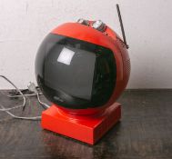JVC Nivico-Videosphere Portable Television (Kultobjekt der 1970er Jahre), in Rot,Bildschirm in