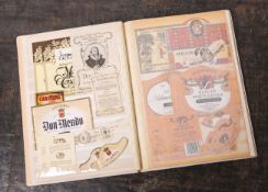 Album m. alten Weinetiketten, u.a. Deutschland, Italien, Ungarn, Mazedonien, Rumänien,sehr