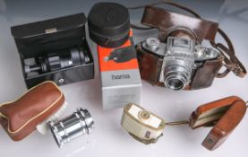 5-teiliges Fotoausrüstungskonvolut, bestehend aus: 1x Fotokamera 