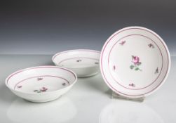 3 kl. Porzellanschälchen (Franz Dörfl, Wien, blaue Unterbodenmarke, 19./20. Jahrhundert),