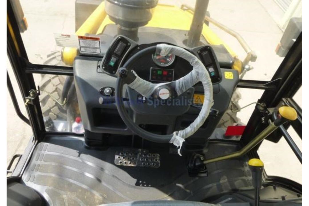 UNUSED Manitou Terex TLB844S Backhoe Excavator - Image 17 of 20
