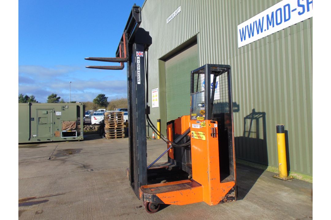 1999 Sidetracker S025B 4 Way Drive 4-way Reach Truck - Image 19 of 31