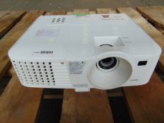 Mitsubishi EX240U DLP Projector