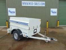 2016 Lynton Single Axle Covered Trailer c/w Gas Strut Assisted Pop Up Lid (CAMP/EXPEDITION TRAILER)
