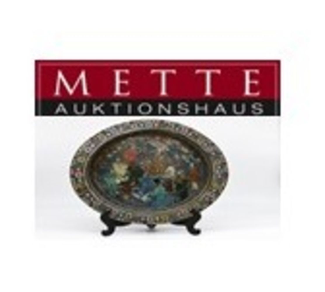 Große Antiquitäten und Schmuck Auktion