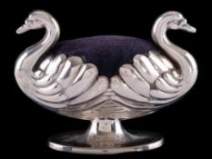 An Edwardian novelty silver pin cushion, maker Hilliard & Thomason, Birmingham,