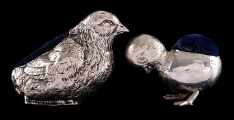 A George V novelty silver pin cushion, maker Henry Matthews, Birmingham,