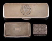 A George IV silver snuff box, maker Thomas Edwards, London,