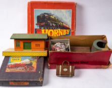 A Hornby O gauge 'MO Goods Set': together with a Goods Set No.