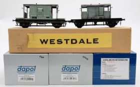 Dapol and other O gauge. A group of various goods wagons: associated boxes.