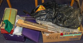 A small collection of OO/HO rolling stock and accessories: together with miscellaneous track and a